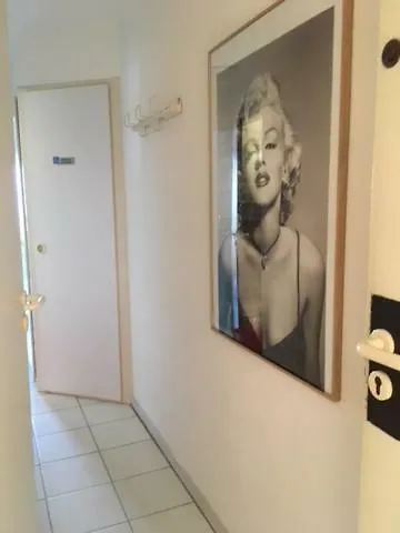 Belle Azur * كان